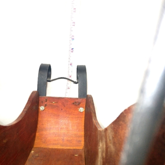 VINTAGE miniature sled with signed painting on the sides. - Picture 10 of 11